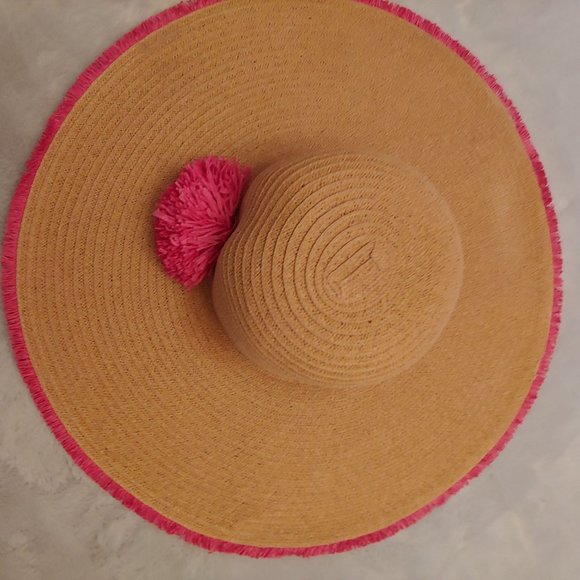Nine West large floppy straw sun hat with pink straw flower and trim main image 7